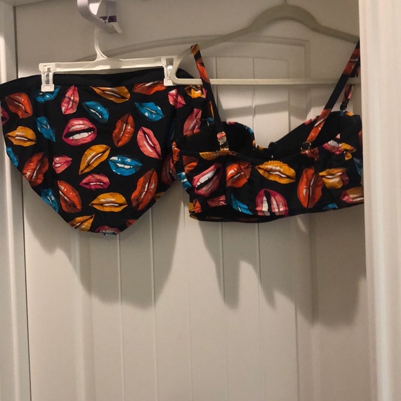 2FOR$20 Lip Print Bikini Set No Tags 3X - Picture 2 of 5